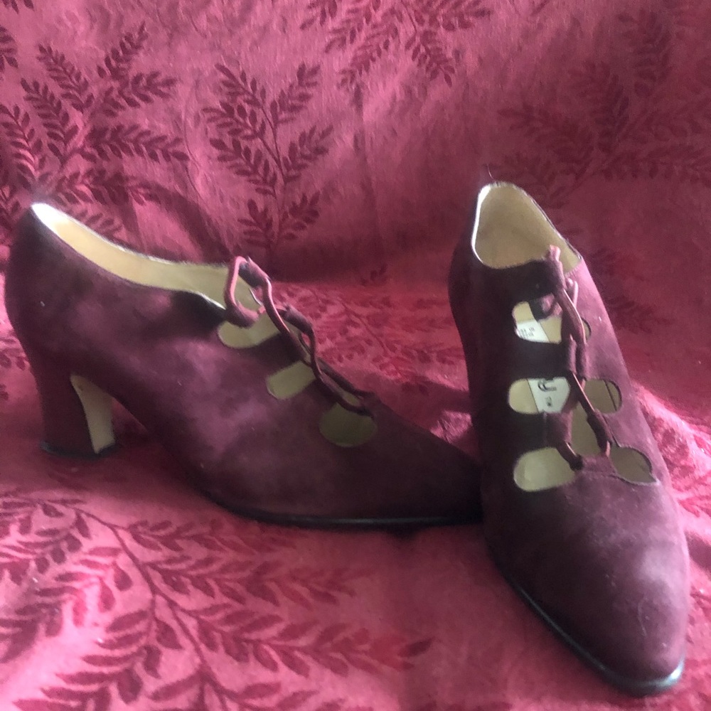 Proxy suede shoe 10.5 made in Spain Maroon color